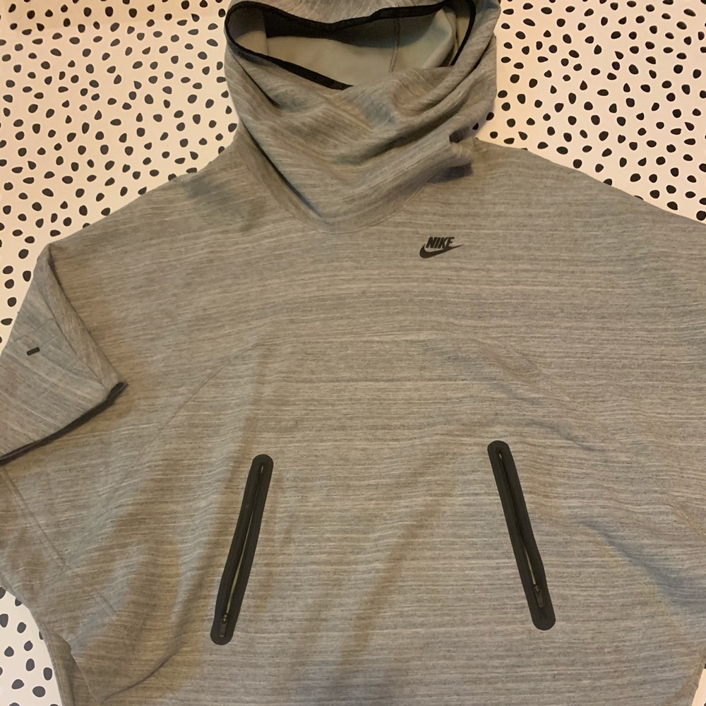 Nike tech poncho